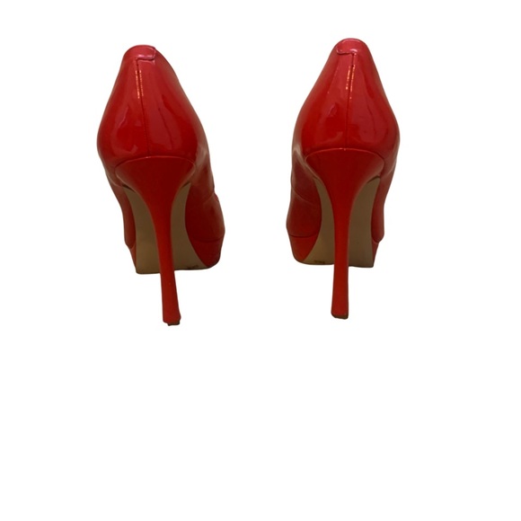 BCBG Women’s Heels, Red 8.5 - Picture 3 of 6